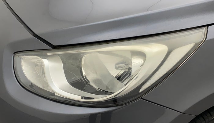 2012 Hyundai Verna FLUIDIC 1.6 VTVT EX, Petrol, Manual, 38,005 km, Left headlight - Minor scratches