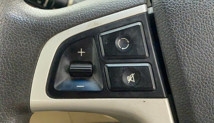 2012 Hyundai Verna FLUIDIC 1.6 VTVT EX, Petrol, Manual, 38,005 km, Steering wheel - Sound system control not functional