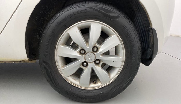 2013 Hyundai i20 SPORTZ 1.2, Petrol, Manual, 82,360 km, Left Rear Wheel