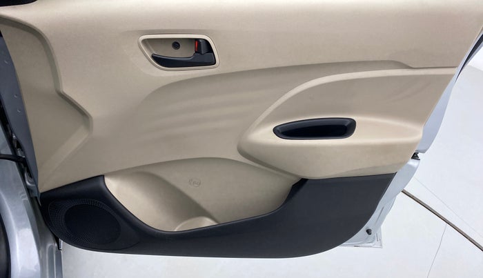 2019 Hyundai NEW SANTRO ERA 1.1, Petrol, Manual, 11,509 km, Driver Side Door Panels Control