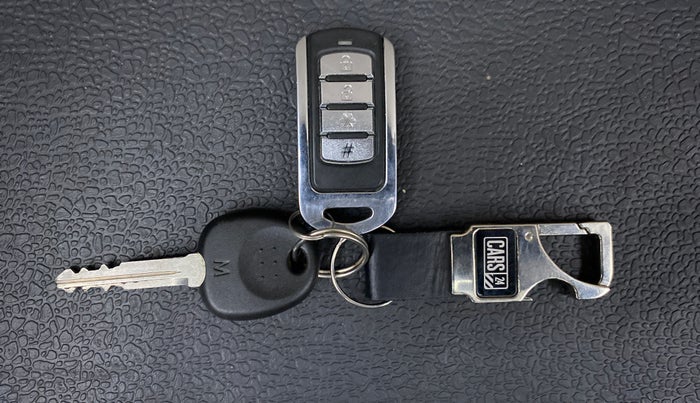 2019 Hyundai NEW SANTRO ERA 1.1, Petrol, Manual, 11,509 km, Key Close Up