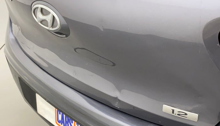 2017 Hyundai Grand i10 MAGNA 1.2 KAPPA VTVT, Petrol, Manual, 96,739 km, Dicky (Boot door) - Slightly dented