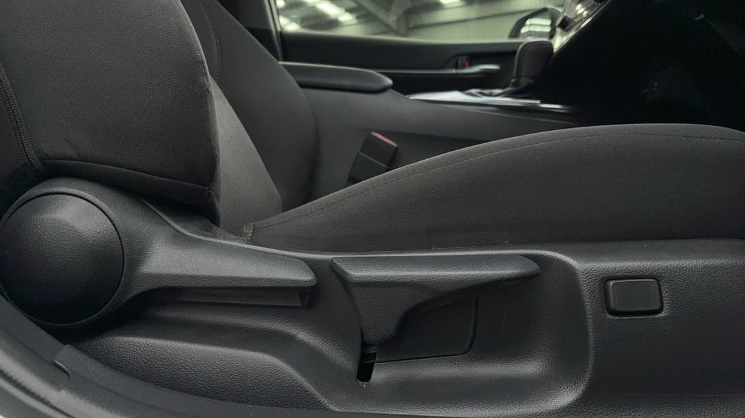 2020 Toyota Camry Ascent, Automatic, 78825 km, Drivers Side Adjustment Panel
