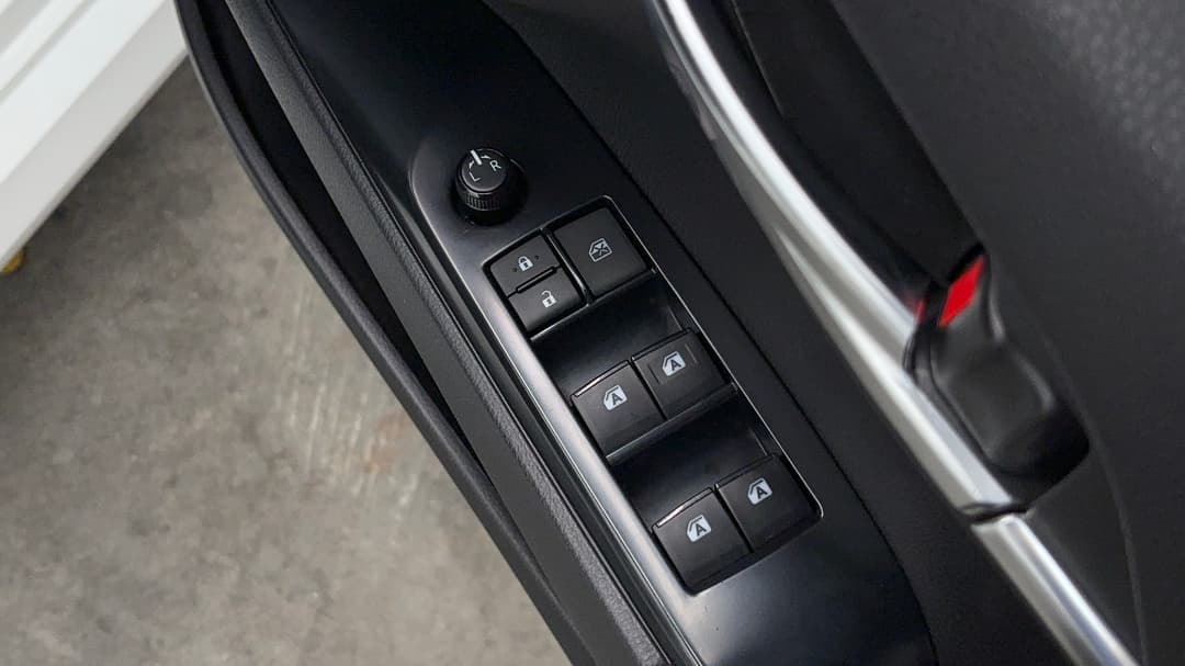2020 Toyota Camry Ascent, Automatic, 78825 km, Drivers Side Door Panel Controls