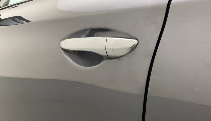 2016 Hyundai Elite i20 ASTA 1.2, Petrol, Manual, 28,692 km, Front passenger door - Slightly dented