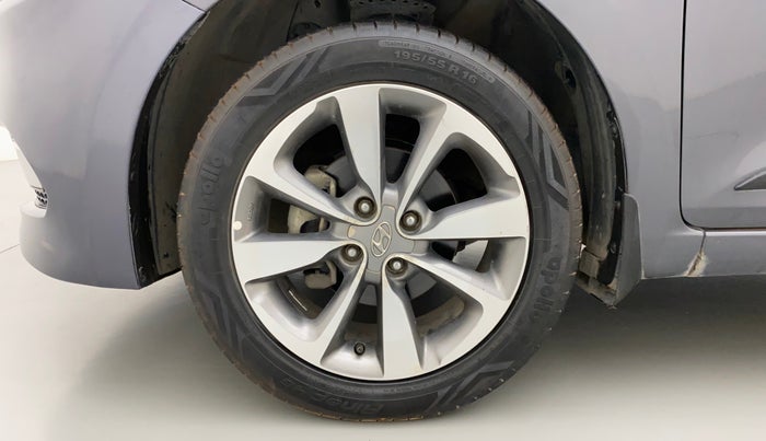 2016 Hyundai Elite i20 ASTA 1.2, Petrol, Manual, 28,692 km, Left Front Wheel