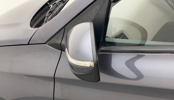 2016 Hyundai Elite i20 ASTA 1.2, Petrol, Manual, 28,692 km, Left rear-view mirror - Indicator light not working
