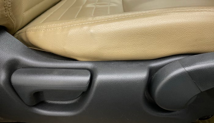 2015 Honda City SV MT PETROL, Petrol, Manual, 73,102 km, Driver Side Adjustment Panel