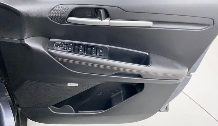 2021 KIA SONET GTX PLUS 1.5 AT, Diesel, Automatic, 76,440 km, Driver Side Door Panels Control