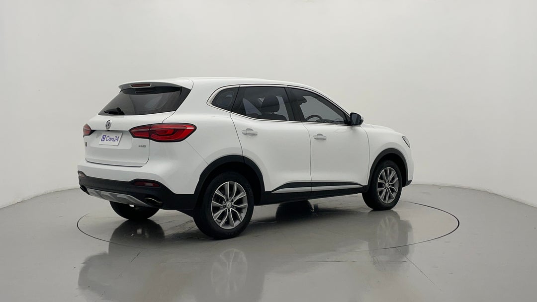 Right Back Diagonal (45- Degree) View