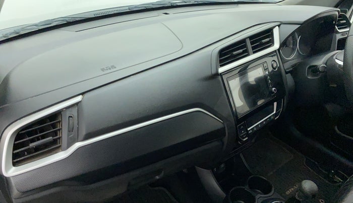 2017 Honda BR-V 1.5L I-VTEC VX, Petrol, Manual, 32,833 km, Dashboard - Air Re-circulation knob is not working