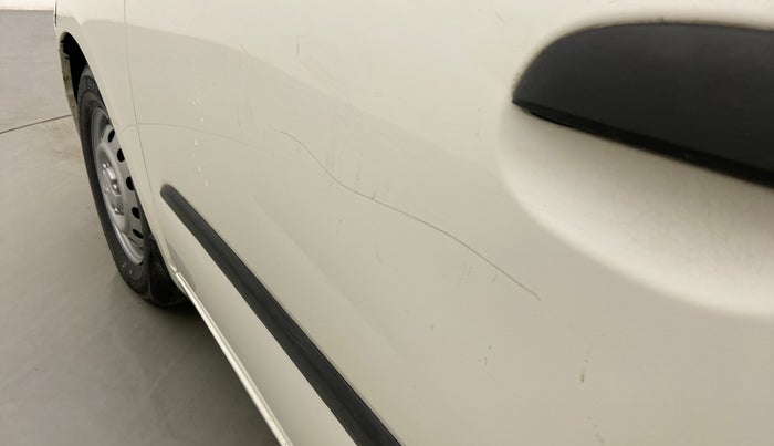 2014 Hyundai i10 MAGNA 1.1, Petrol, Manual, 43,792 km, Front passenger door - Minor scratches