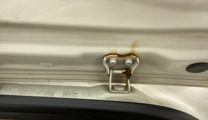 2014 Hyundai i10 MAGNA 1.1, Petrol, Manual, 43,792 km, Dicky (Boot door) - Slightly rusted