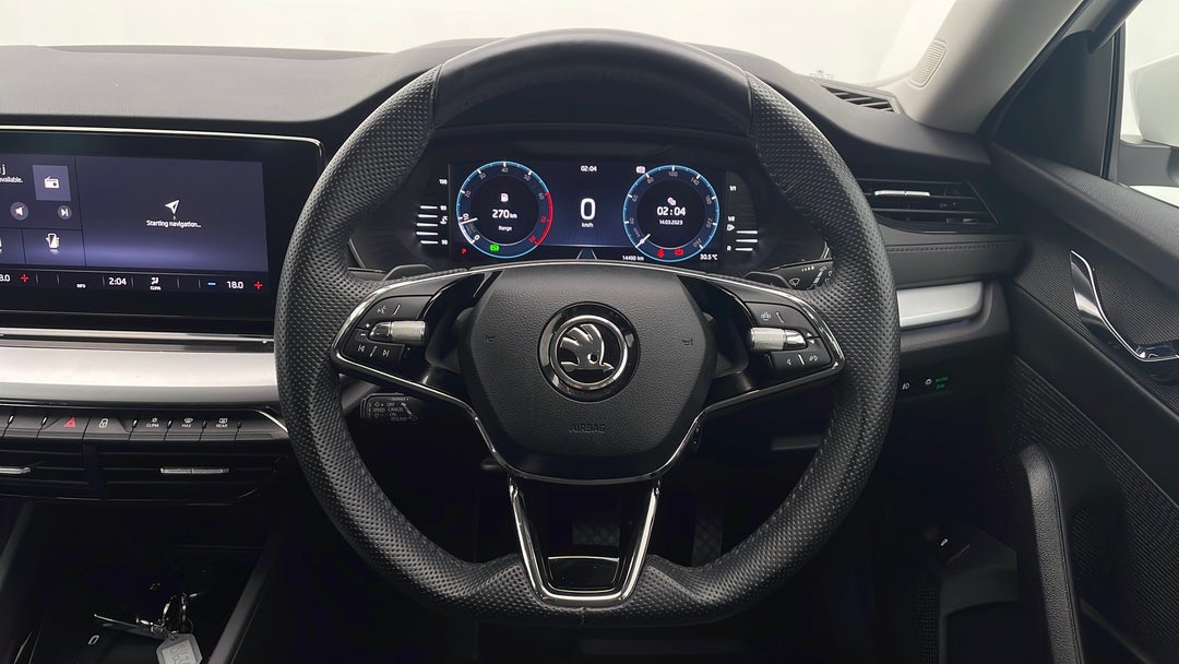 2021 SKODA Octavia 110 Tsi Ambition, Automatic, 14490 km, Steering Wheel Close-up