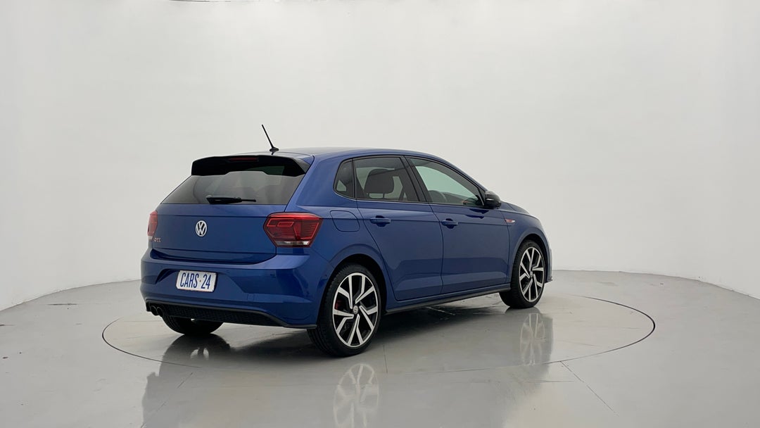 Right Back Diagonal (45- Degree) View