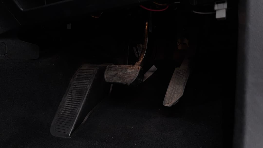 2022 GWM Ute Cannon Vanta (4x4), Automatic, 46222 km, Pedals and Footmat