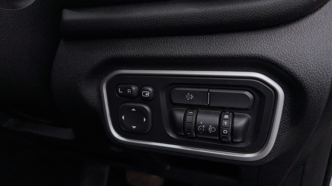 2022 GWM Ute Cannon Vanta (4x4), Automatic, 46222 km, Utility Switches/Buttons