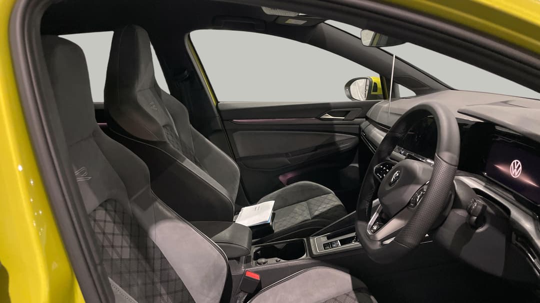 2021 Volkswagen Golf 110tsi R-line, Automatic, 49732 km, Right Side Front Door Cabin View