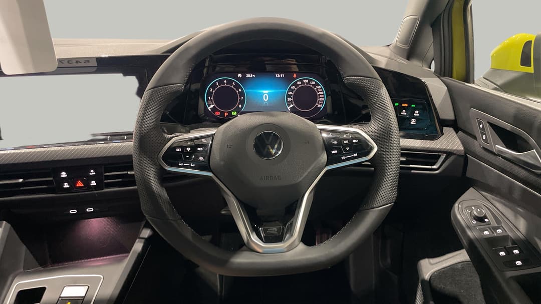 2021 Volkswagen Golf 110tsi R-line, Automatic, 49732 km, Steering Wheel Close-up