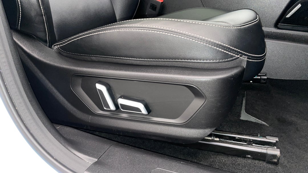 2022 GWM Haval Jolion Ultra Hybrid, Automatic, 41523 km, Drivers Side Adjustment Panel