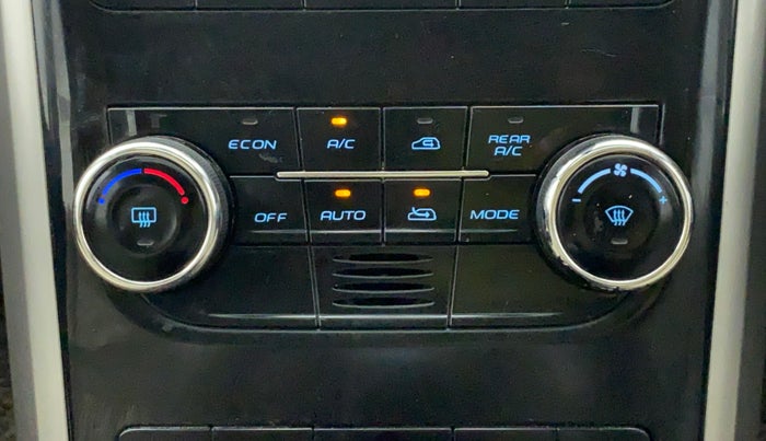 2019 Mahindra XUV500 W9, Diesel, Manual, 91,492 km, Automatic Climate Control