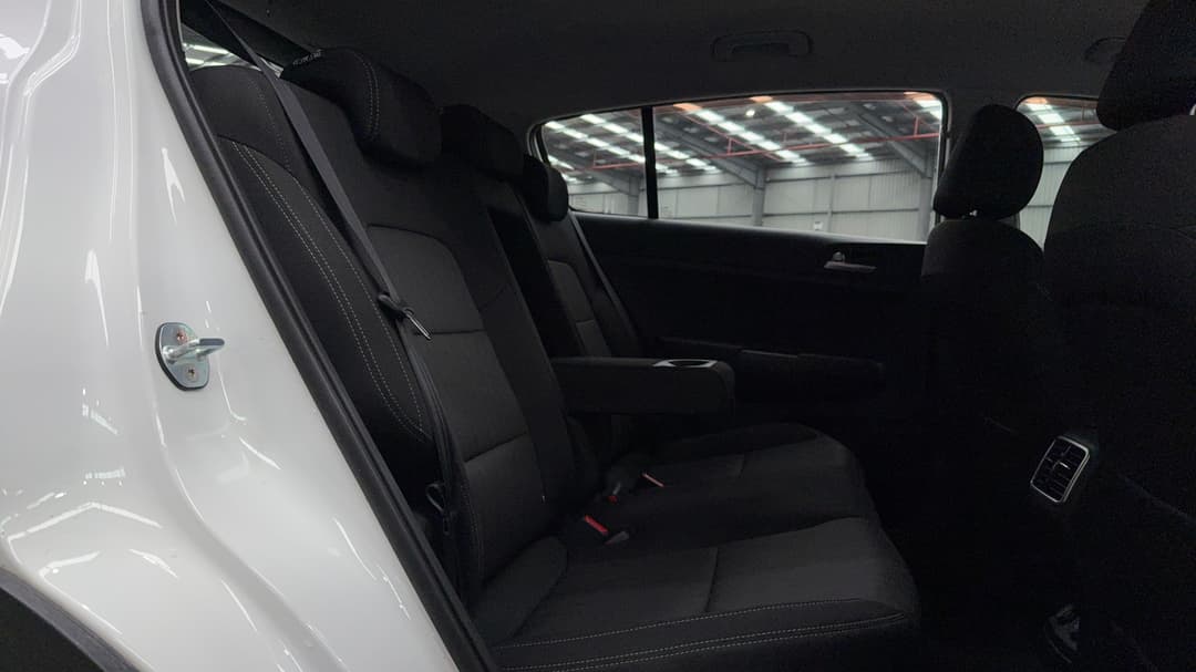 2021 Kia Sportage S (FWD), Automatic, 92358 km, Right Side Rear Door Cabin View