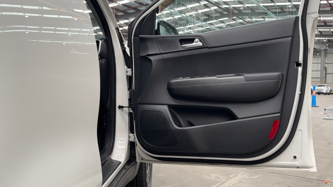 2021 Kia Sportage S (FWD), Automatic, 92358 km, Speaker View