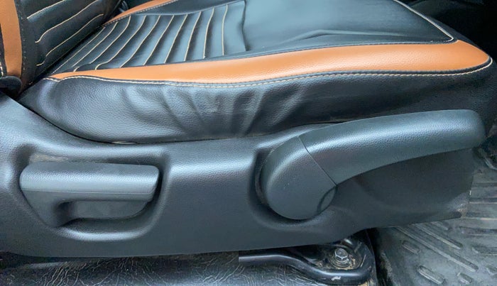 2017 Honda WR-V 1.5L I-DTEC VX MT, Diesel, Manual, 85,785 km, Driver Side Adjustment Panel