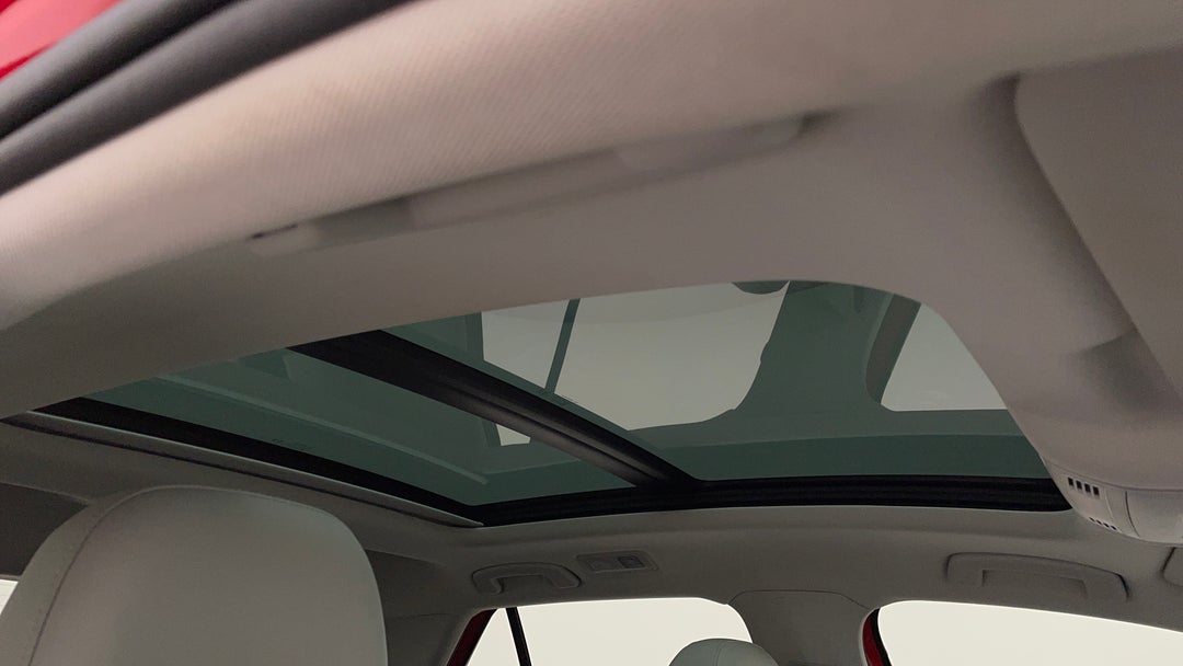 Interior Sunroof/Moonroof