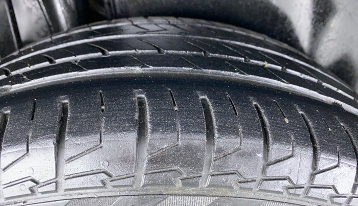 2018 Maruti S Cross DELTA SHVS, Diesel, Manual, 24,516 km, Right Rear Tyre Tread