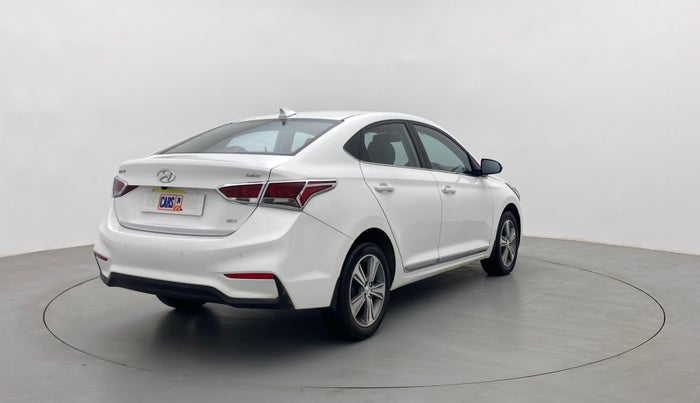 2018 Hyundai Verna 1.6 CRDI SX + AT, Diesel, Automatic, 27,839 km, Right Back Diagonal