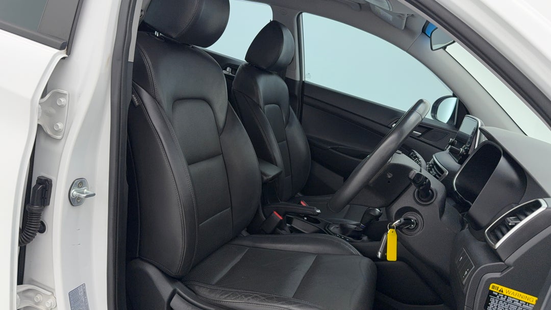 2018 Hyundai Tucson Active X (FWD), Automatic, 164147 km, Right Side Front Door Cabin View