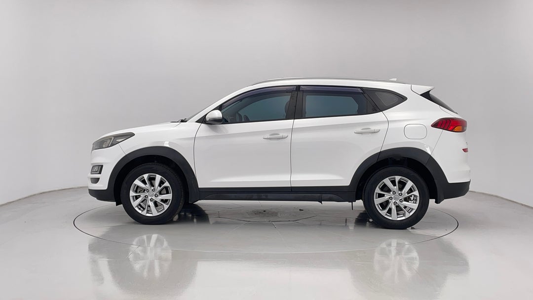 2018 Hyundai Tucson Active X (FWD), Automatic, 164147 km, Left Side View