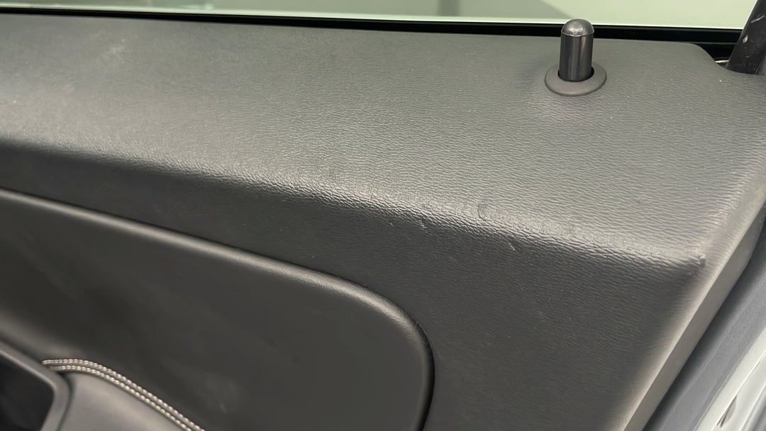 Doors Front RHS Lining broken / damaged