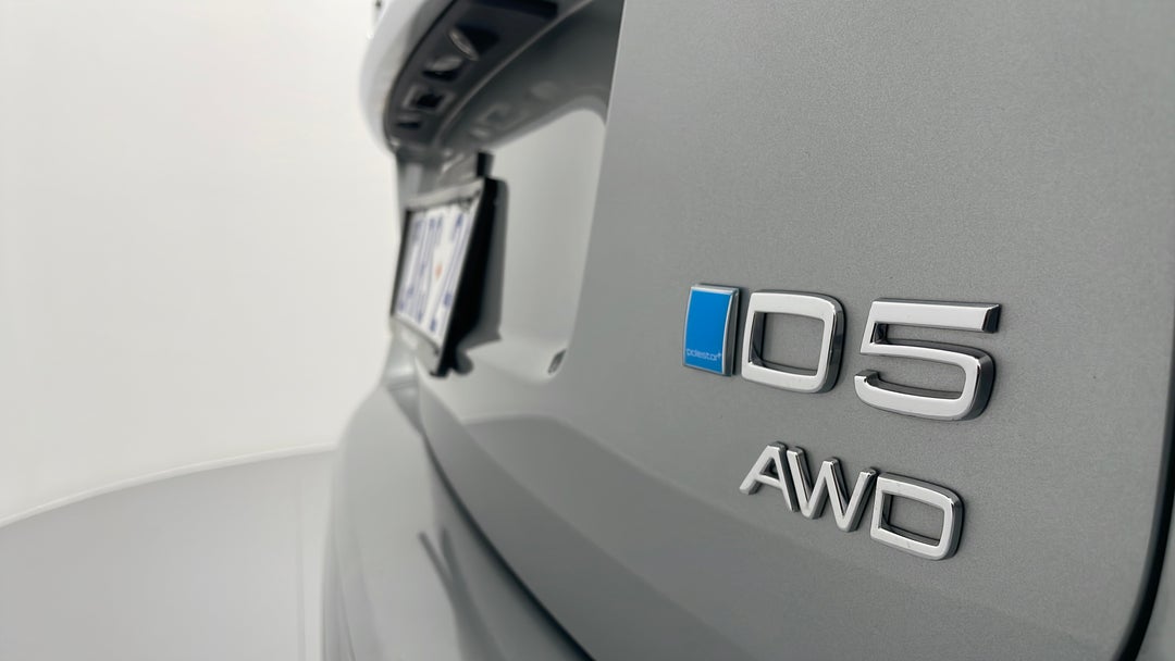 Badge (Boot Right Side)