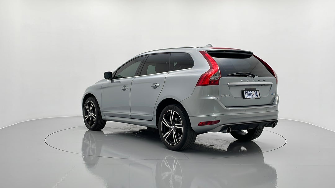 Left Back Diagonal (45- Degree) View