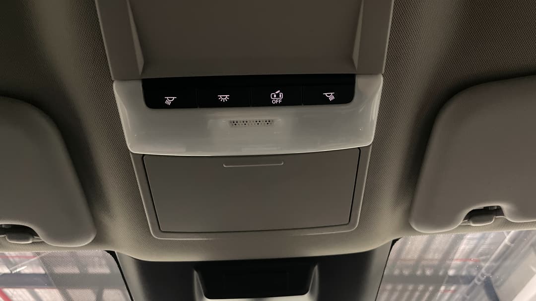 2023 Nissan Qashqai St-l, Automatic, 48080 km, On-Roof Controls/Sunglass holder