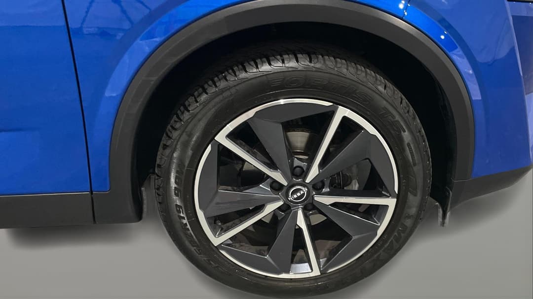 2023 Nissan Qashqai St-l, Automatic, 48080 km, Right Front Wheel