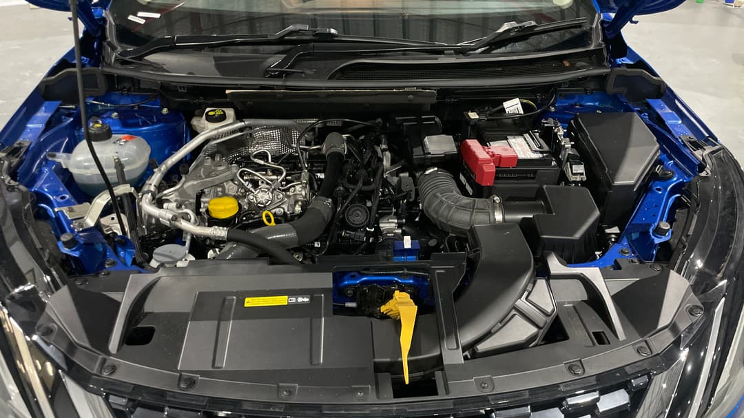 2023 Nissan Qashqai St-l, Automatic, 48080 km, Open Bonnet (Engine)