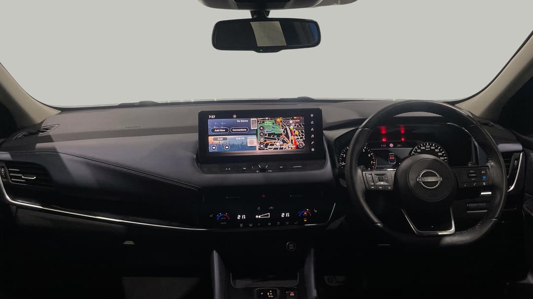 2023 Nissan Qashqai St-l, Automatic, 48080 km, Dashboard View