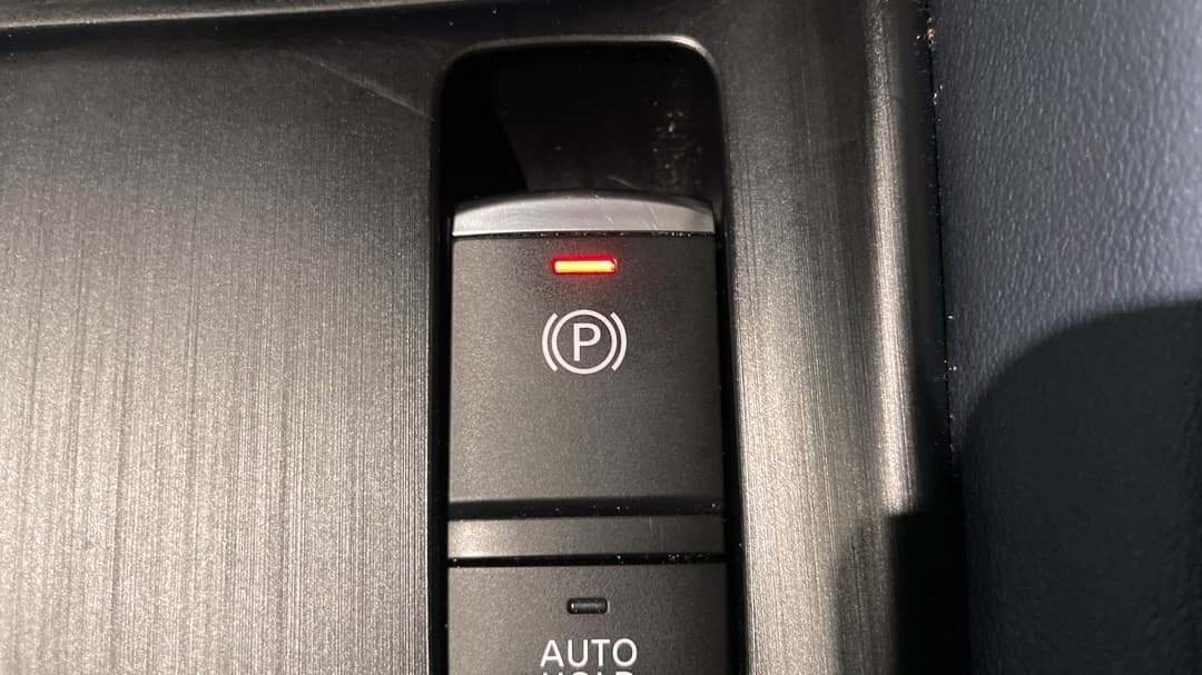 2023 Nissan Qashqai St-l, Automatic, 48080 km, Handbrake