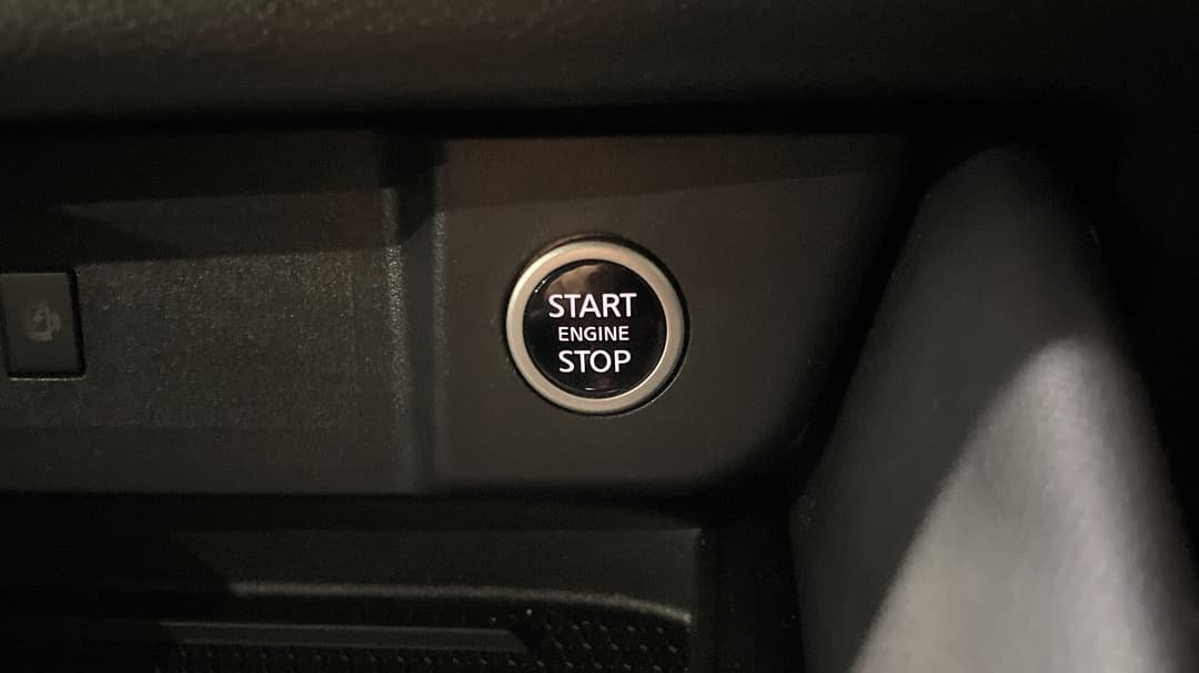 2023 Nissan Qashqai St-l, Automatic, 48080 km, Keyless / Button Start