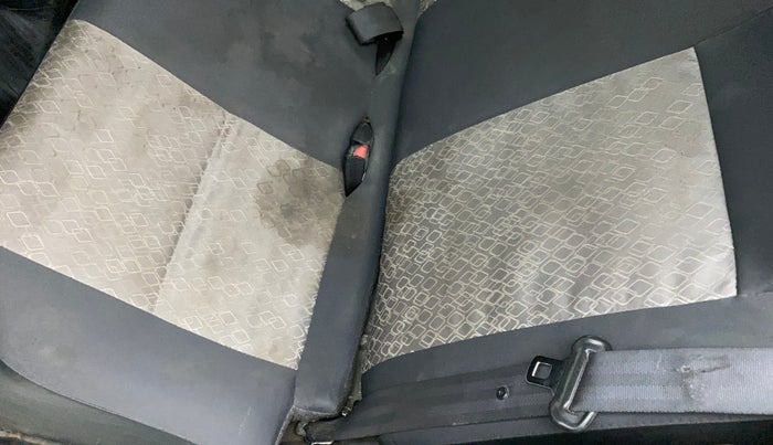 2017 Maruti Alto 800 VXI, Petrol, Manual, 99,056 km, Second-row left seat - Cover slightly stained