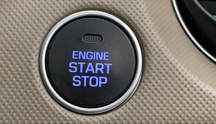 2017 Hyundai Grand i10 ASTA 1.2 KAPPA VTVT, Petrol, Manual, 36,309 km, Keyless Start/ Stop Button