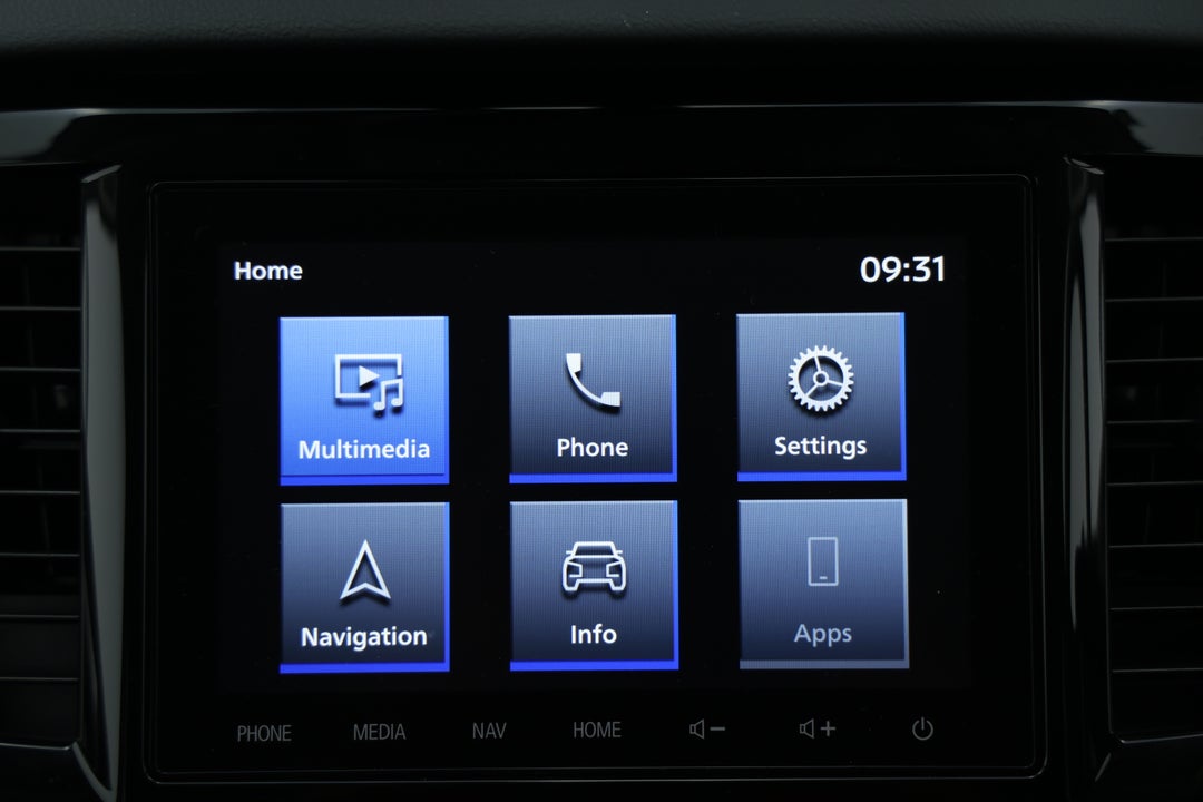 2024 Mitsubishi Pajero Sport Gls (4WD) 7 Seat, Automatic, 30208 km, Infotainment System