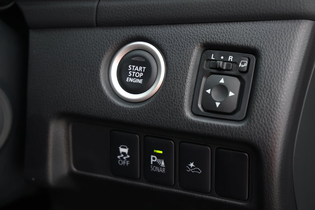 2024 Mitsubishi Pajero Sport Gls (4WD) 7 Seat, Automatic, 30208 km, Utility Switches/Buttons