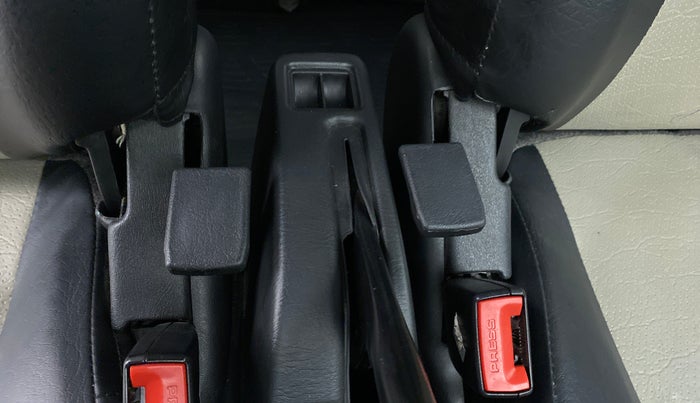 2019 Maruti Eeco 5 STR WITH AC PLUSHTR, Petrol, Manual, 1 km, Driver Side Adjustment Panel