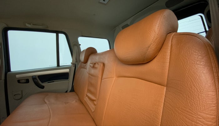 2020 Mahindra Scorpio S11 2WD, Diesel, Manual, 21,371 km, Right Side Rear Door Cabin