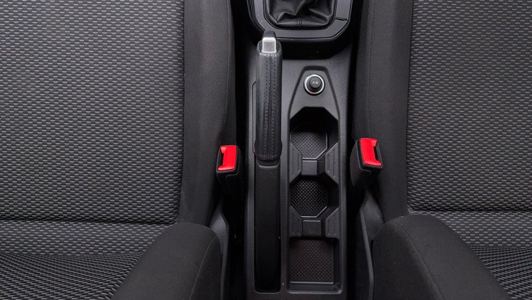 2021 Volkswagen Polo 70tsi Trendline, Manual, 51277 km, Handbrake