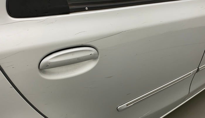 2011 Toyota Etios G SP, Petrol, Manual, 88,354 km, Right rear door - Minor scratches